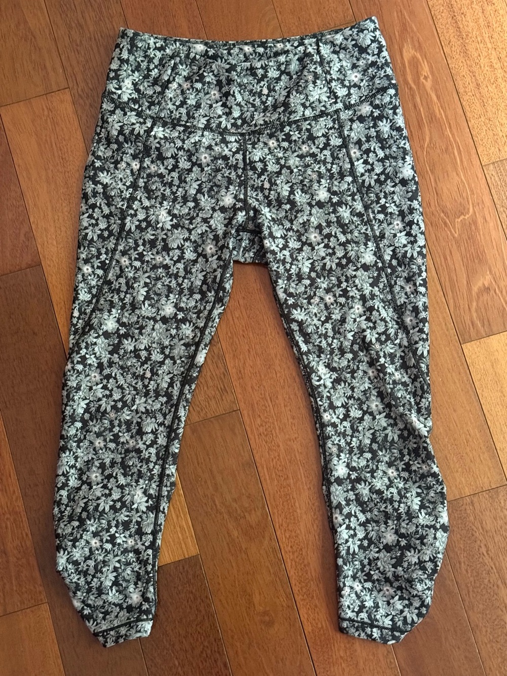 CALIA by Carrie Underwood Black and White Floral Leggings
